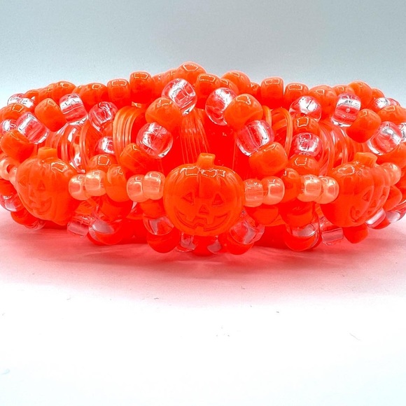 🎃 “Halloween Pumpkin” Slinky UFO Kandi Cuff - Picture 4 of 4